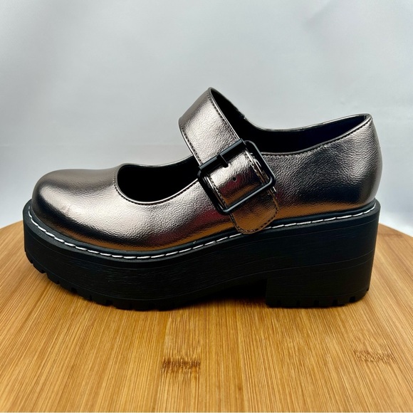 WOMEN'S MARY JANE (LOAF-S) - Picture 1 of 5